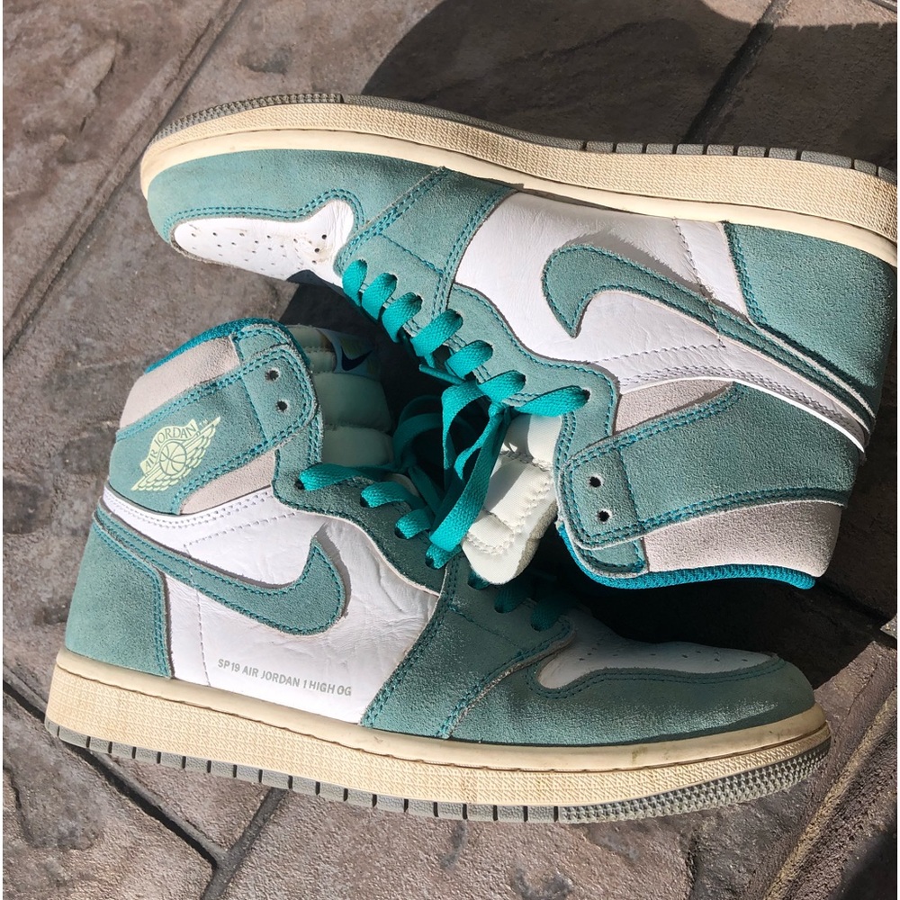 Jordan 1 High OG Size 8 Men